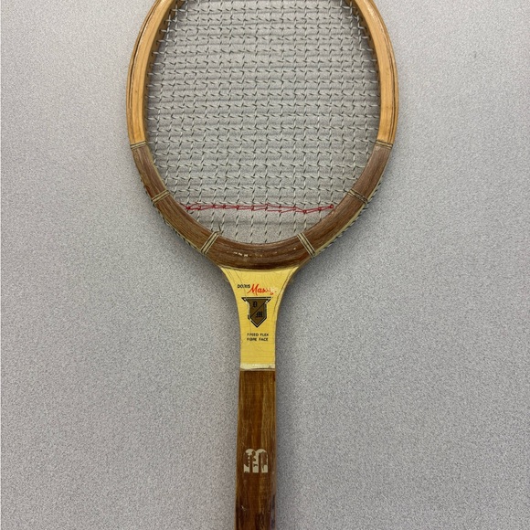 Vintage Wilson Doris Massey Signature Wooden Tennis Racket - Picture 6 of 11